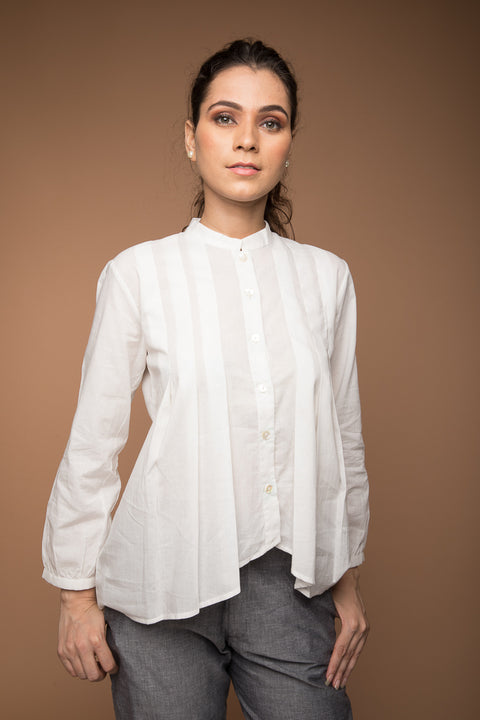 Handcraft Pleated Shirt with High-Low Hem & Grey Sambalpur Trousers (Set of 2) | Vinusto