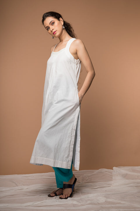 Luxury Cotton Razor Back Kurta with Kantha Embroidery & Aqua Blue Pant - Set of 2 | Vinusto