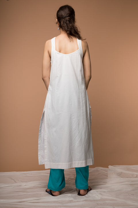 Premium Cotton Razor Back Kurta with Kantha Embroidery & Aqua Blue Pant - Set of 2 | Vinusto