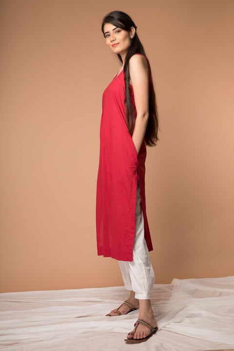 Buy Cotton Razor Back Kurta with Kantha Embroidery & Cranberry Red Pant - Set of 2 | Vinusto