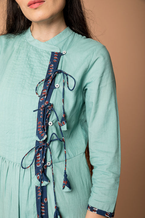Luxury Wrap Dress with Pin Tucks in Sea Foam Green Cotton | Vinusto