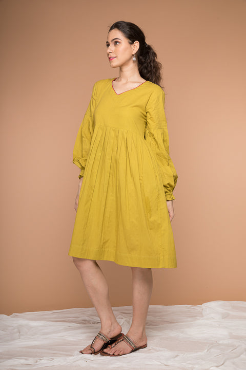 Pleated Dress with balloon sleeves in Ochre Yellow cotton