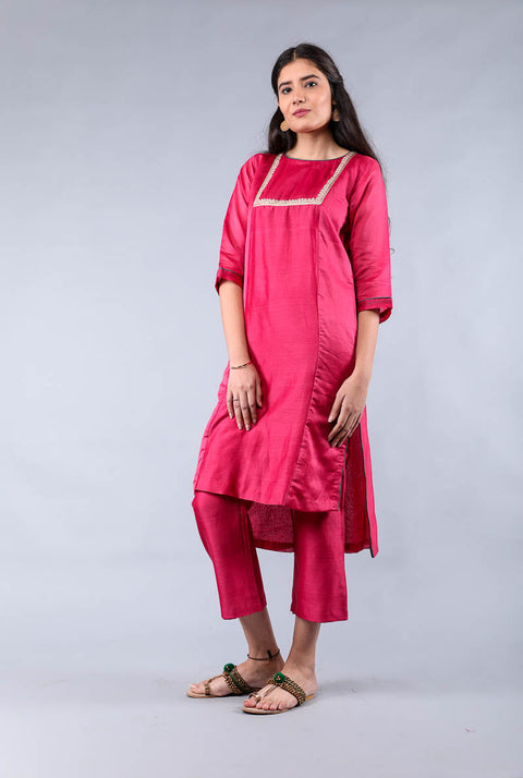 Hand embroidered Chanderi High & Low Kurta with pants in Fuchsia (Set of 2)