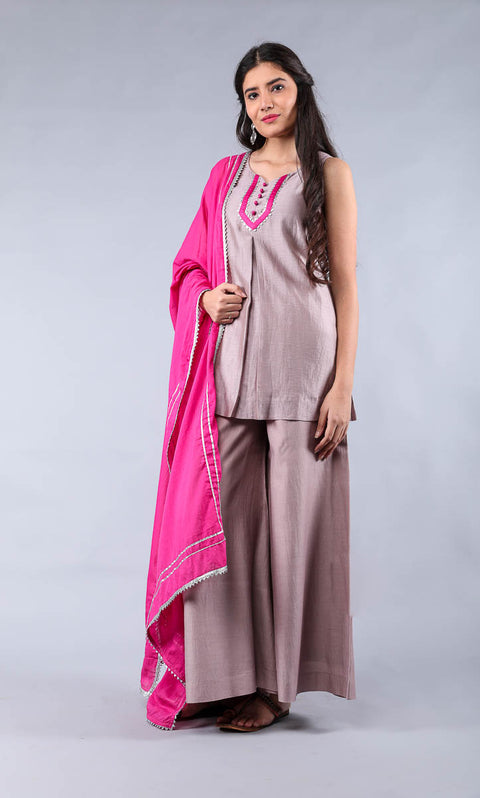 Buy Short Shirt Chanderi Kurta & Palazzo in Mauve & Dark Pink with Cotton Dupatta - Set of 3 | Vinusto

