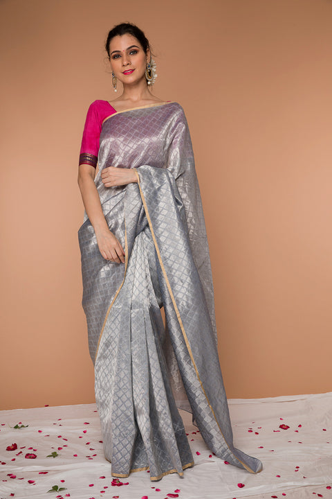 Buy Handwoven Zari Saree in Silver & Gold - Vinusto

