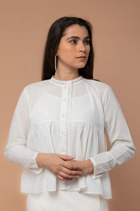 Premium Gathered White Cotton Top with Lace Trim | Vinusto