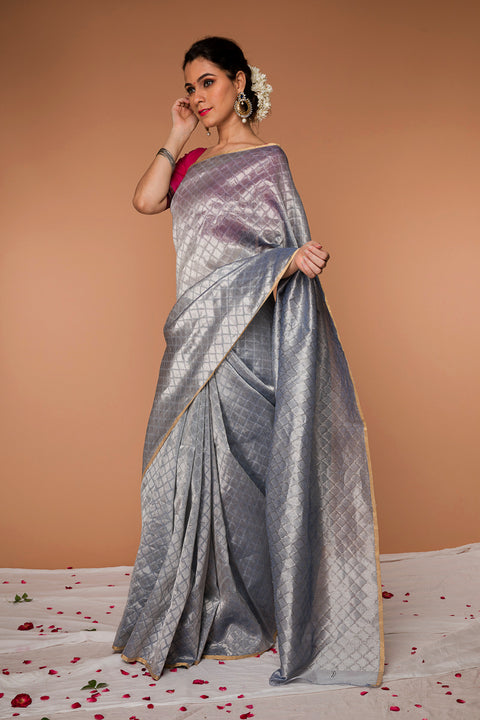 Order Handwoven Zari Saree in Silver & Gold - Vinusto

