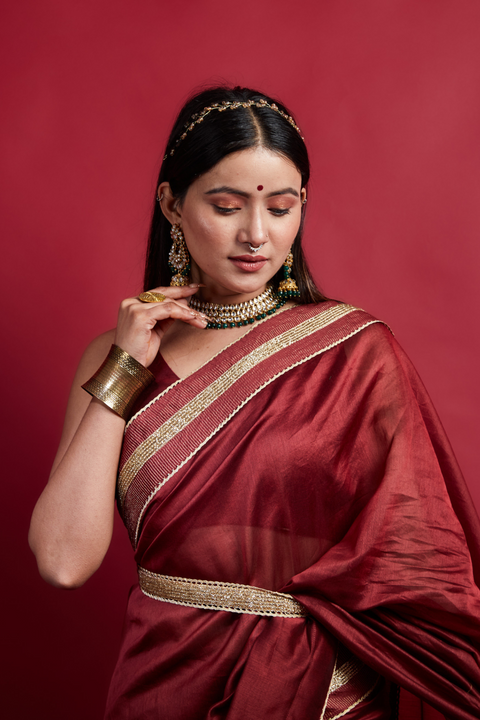 Luxury Ready-to-Wear Saree & Blouse in Maroon Chanderi Handloom with Embroidered Lace (Set of 2) | Vinusto