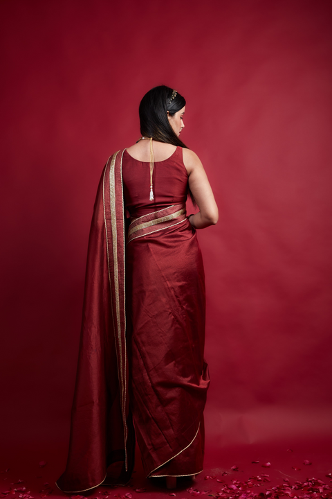 Handcraft Ready-to-Wear Saree & Blouse in Maroon Chanderi Handloom with Embroidered Lace (Set of 2) | Vinusto