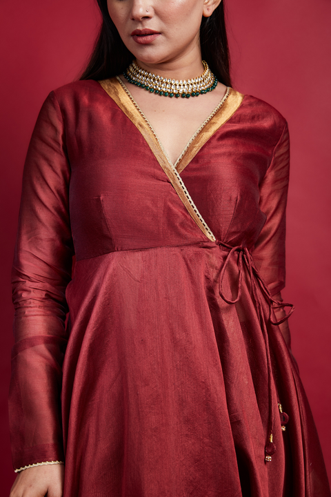 Handcrafted Maroon Anarkali Kurta & Pinstripe Pants in Chanderi Handloom & Gold Zari (Set of 2) - By Vinusto
