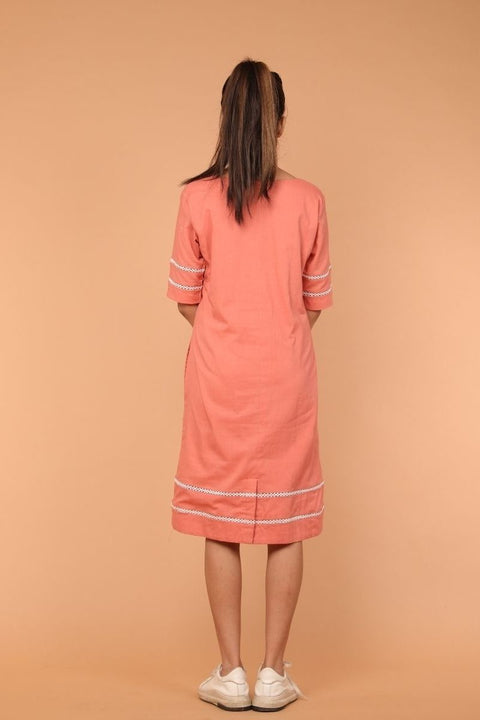 Premium Shift Dress with Lace Inserts in Coral Cotton | Vinusto