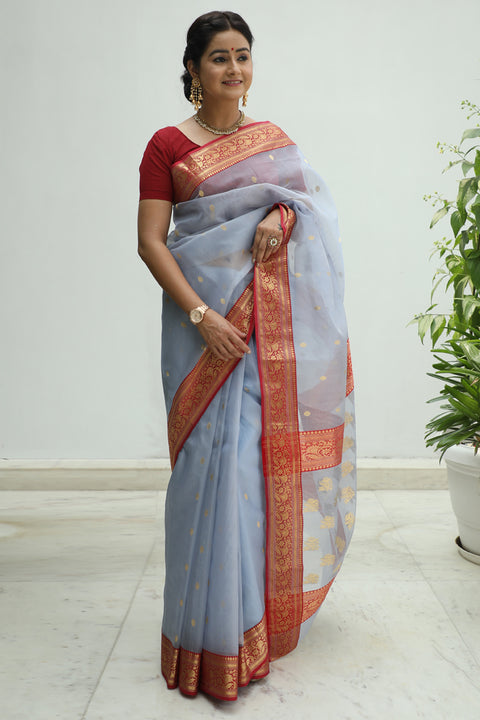 Buy Chanderi Silk Sari in Blue, Grey & Red – Vinusto

