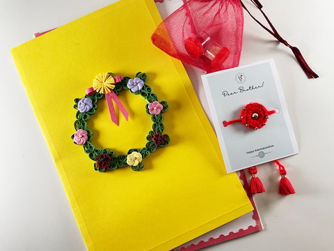 Vinusto - Red 'Chakra' Rakhi & Card  Combo