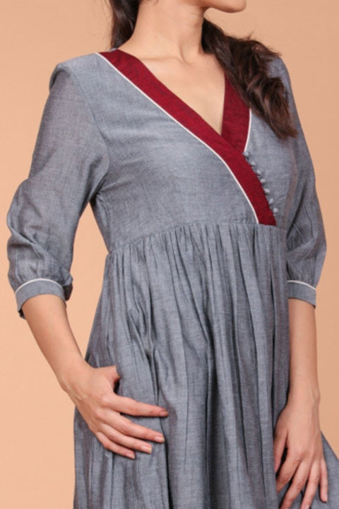Luxury V-Neck Gathered Tunic in Handwoven Slate Grey Cotton | Vinusto