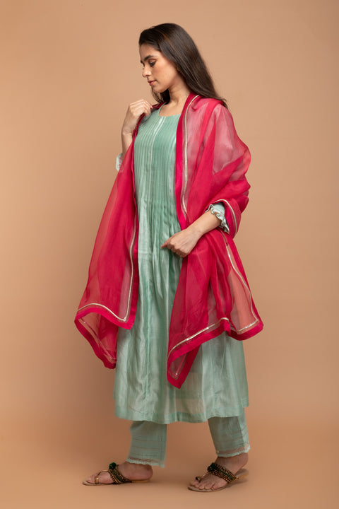 Buy Pure Silk Katan Handcrafted Dupatta in Hot Pink | Vinusto