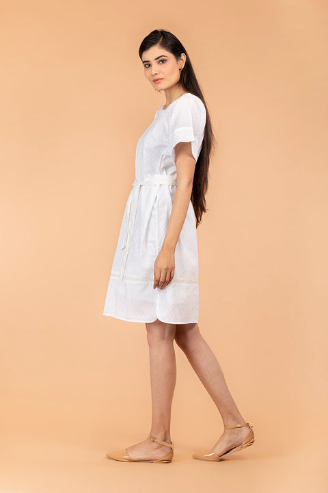 Order Textured Cotton Boxy Dress with Belt in Off-White | Vinusto