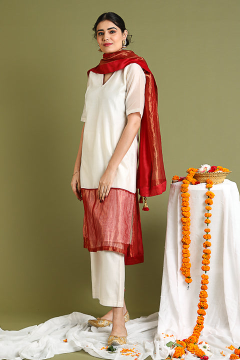 Chanderi Hand loom Kurta & Gold Stripe Dupatta in Ivory & Red (Set of 2)