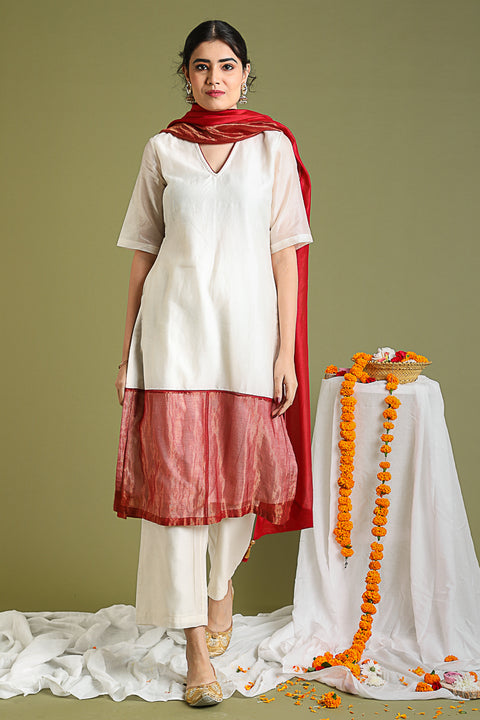 Chanderi Hand loom Kurta & Gold Stripe Dupatta in Ivory & Red (Set of 2)
