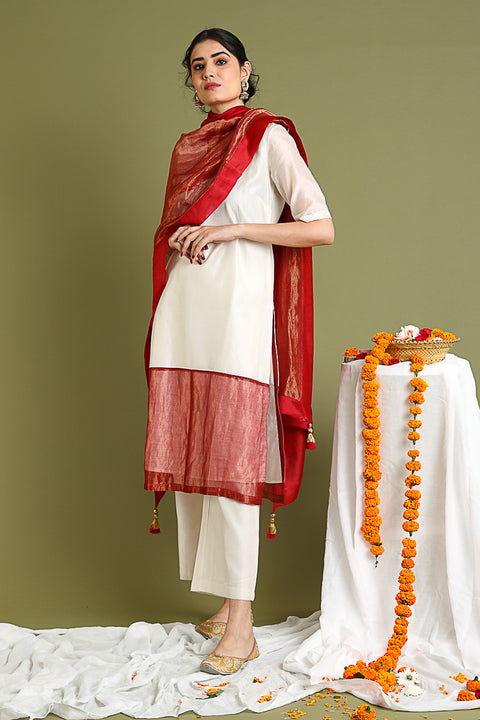 Luxury Chanderi Handloom Kurta & Palazzo in Off-White & Red with Red & Gold Stripe Dupatta | Vinusto

