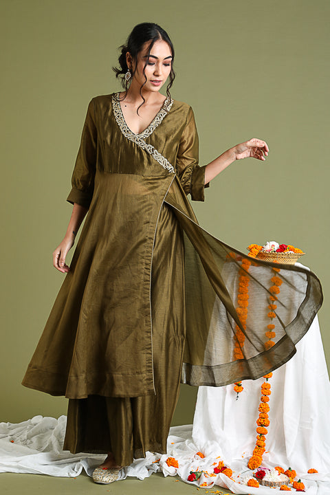 Buy Chanderi Hand loom Embroidered High Slit Anarkali & Palazzo in Tobacco Brown (Set of 2) - By Vinusto 