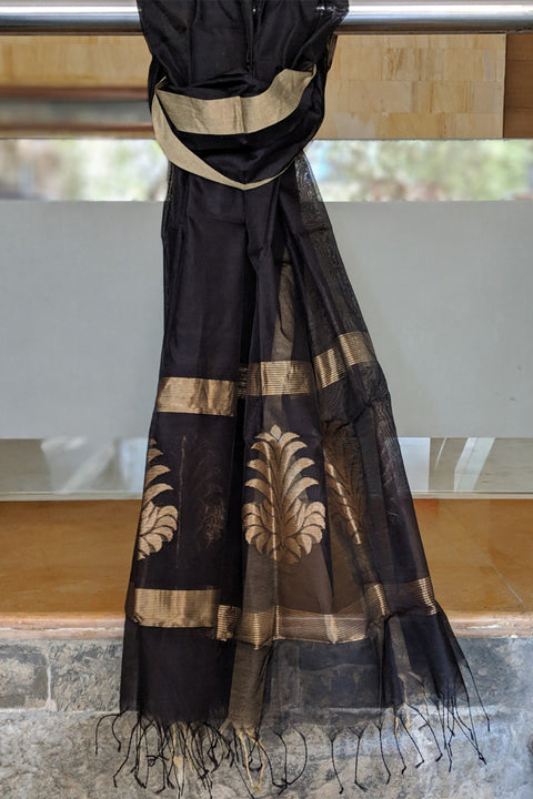Order Chanderi Mercerized Silk Dupatta in Black | Vinusto