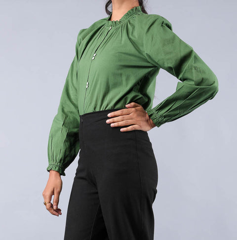 Handcraft Ruffle Shirt in Fern Green Cotton | Vinusto