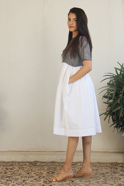 Premium Colour Blocked Gathered Dress in Grey | Vinusto