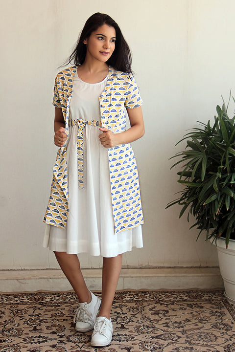 Shop Gathered Dress with Block Print Jacket & Belt in White & Print (2-Piece Set) | Vinusto