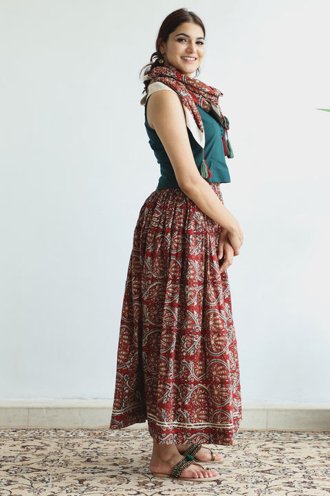 Order Gathered Skirt & Stole in Hand Block Print with Cotton Top in Red & Green (Set of 3) | Vinusto