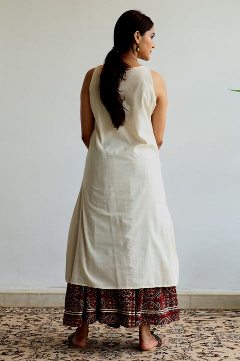 Luxury Kurta and Skirt Set with stole in Cream & Red hand block print(set of 3) | Vinusto
