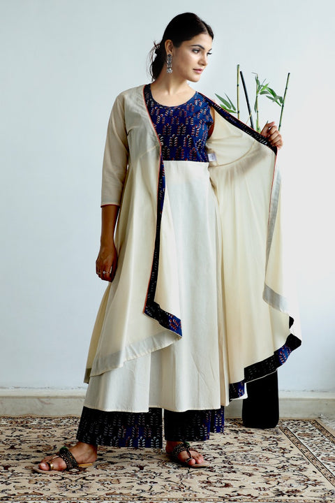 Buy Suit set in Blue hand Block print with Cream Flared Jacket (set of 3) - By Vinusto
