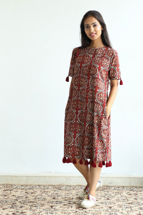Shop Hand Block Printed Cotton Shift Dress in Maroon | Vinusto