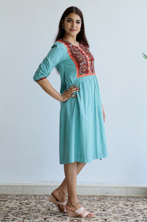 Luxury Printed Yoke Cotton Dress in Sea Foam Green | Vinusto