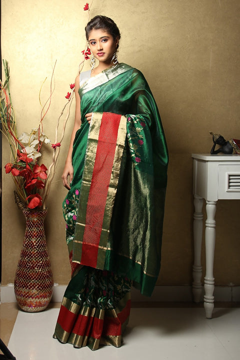 Order Chanderi Silk Saree in Dark Green – Elegant & Luxurious | Vinusto

