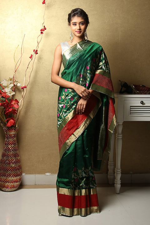 Shop Chanderi Silk Saree in Dark Green – Elegant & Luxurious | Vinusto

