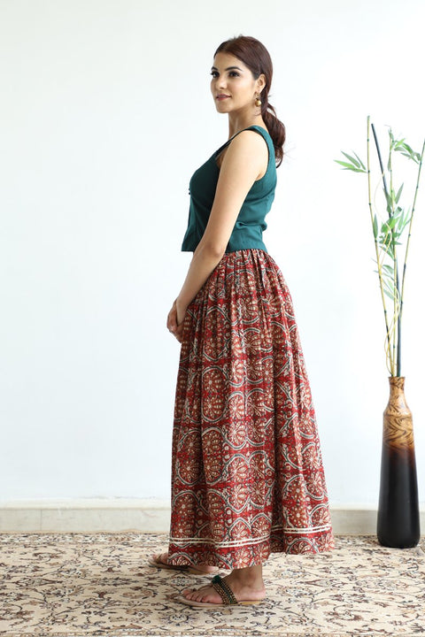 Buy Gathered Skirt in Hand Block Print with Cotton Top in Red & Green (Set of 2) | Vinusto