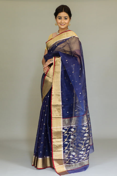 Luxury Chanderi Silk Sari in Navy Blue & Gold – Elegant & Luxurious | Vinusto

