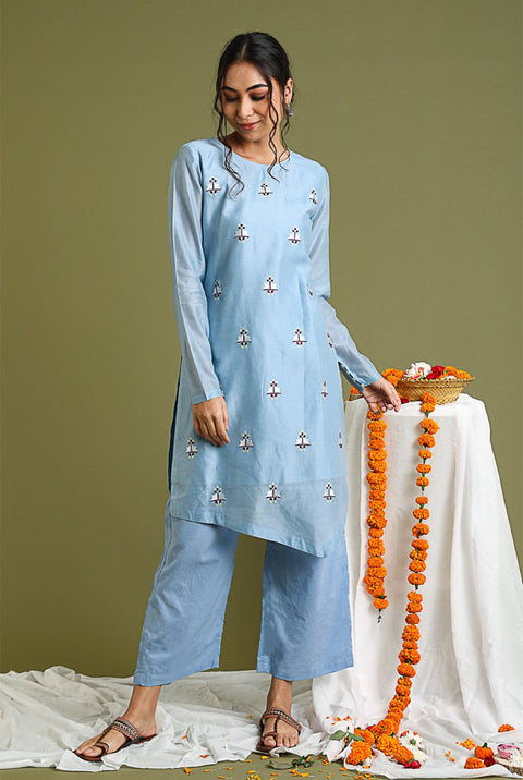Shop Pale Blue Embroidered Kurta & Pants in Chanderi Hand Loom (Set of 2) - By Vinusto 