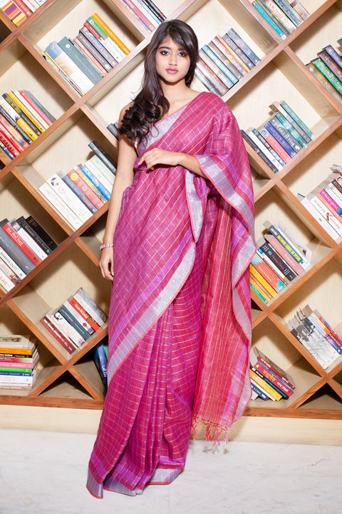Buy Linen Saree in Red | Stylish & Comfortable Saree for All Occasions


