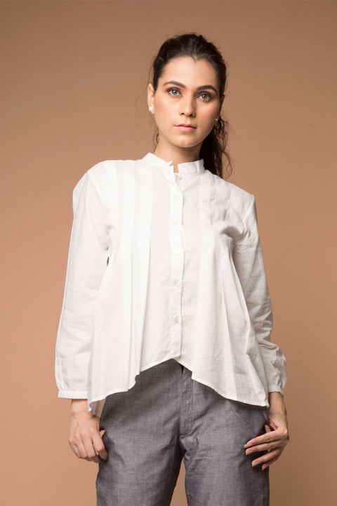 Shop Pleated Shirt with High-Low Hem in White Cotton | Vinusto