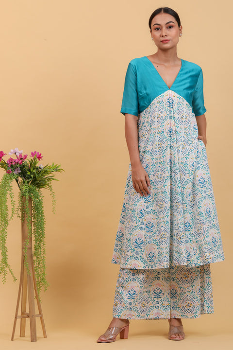 Premium Empire Line Color Block Kurta Set in Aqua Blue Chanderi & Hand Block Printed Cotton (Set of 2) - By Vinusto