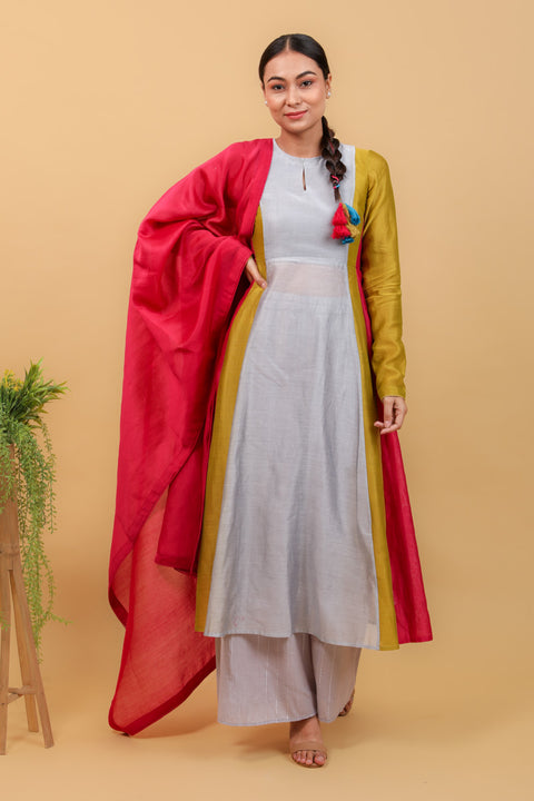 Shop Color Blocked Chanderi Handloom Anarkali Kurta, Cotton Palazzo, with Pink Dupatta (Set of 3) - By Vinusto