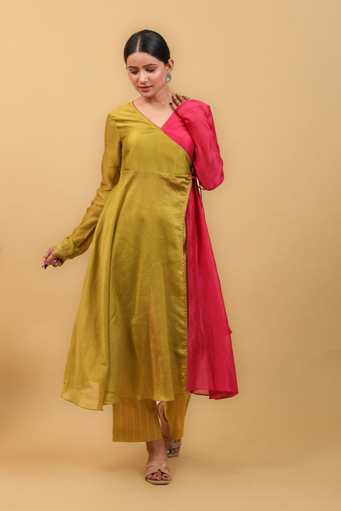 Premium Lime Yellow & Pink Color Block Anarkali in Chanderi Handloom With Cotton Pants & Chanderi Dupatta (Set of 3) - By Vinusto 