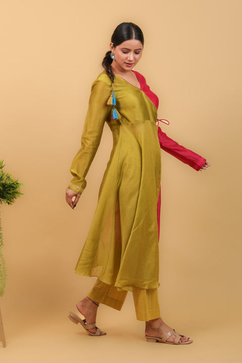 Buy Lime Yellow & Pink Color Block Anarkali in Chanderi Handloom With Cotton Pants & Chanderi Dupatta (Set of 3) - By Vinusto 