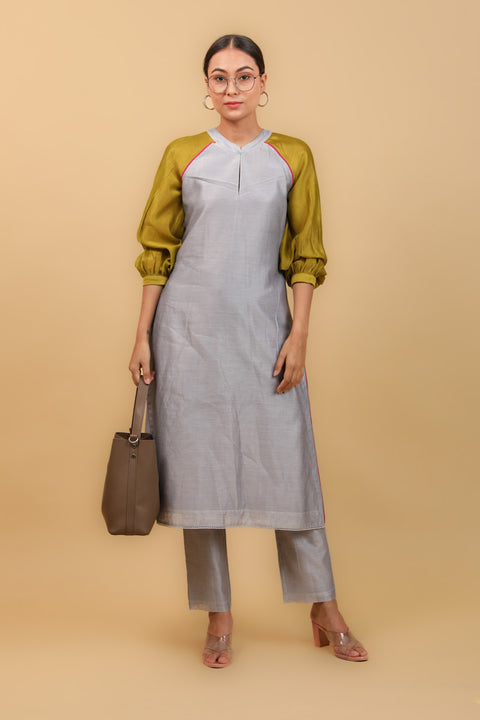 Shop Color Block Raglan Sleeve Kurta Set in Grey & Lime Yellow Chanderi Handloom (Set of 2) - By Vinusto 