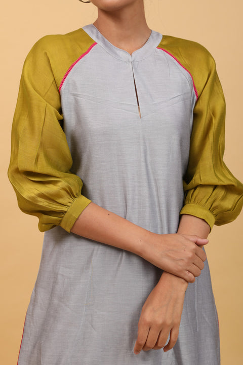 Luxury Color Block Raglan Sleeve Kurta Set in Grey & Lime Yellow Chanderi Handloom (Set of 2) - By Vinusto 