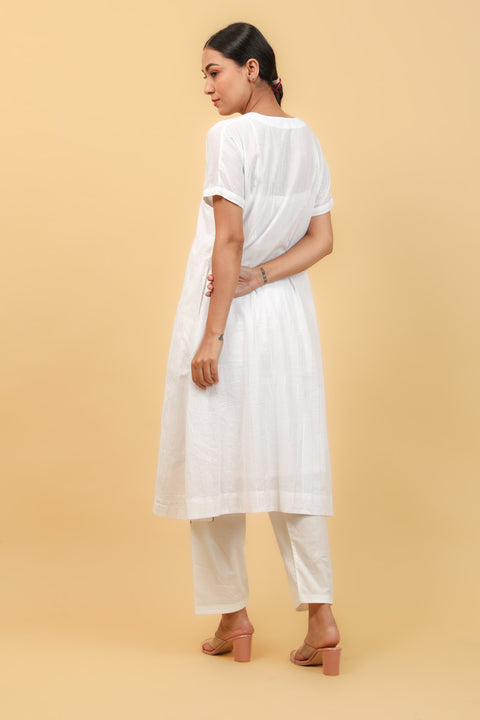 Handcrafted A Line Kimono Sleeves White Cotton Kurta & Salwar With Pink Chanderi Dupatta (Set of 4) - By Vinusto 