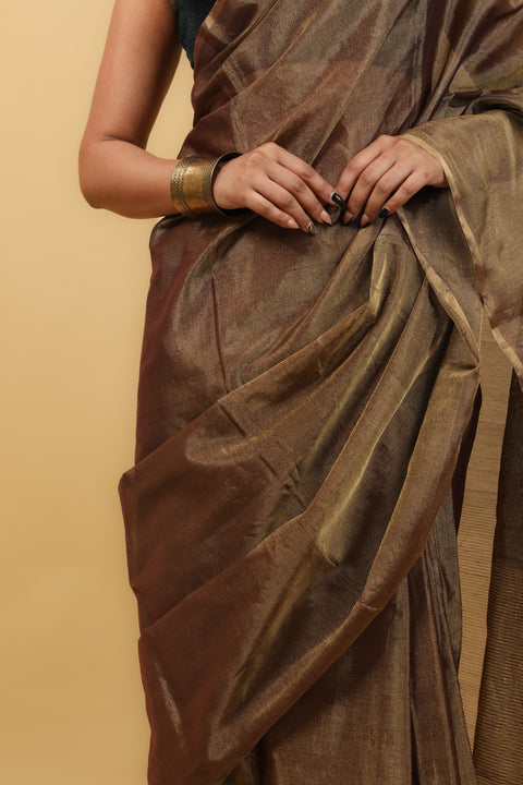 Luxury Golden Brown Handwoven Zari Saree - Vinusto

