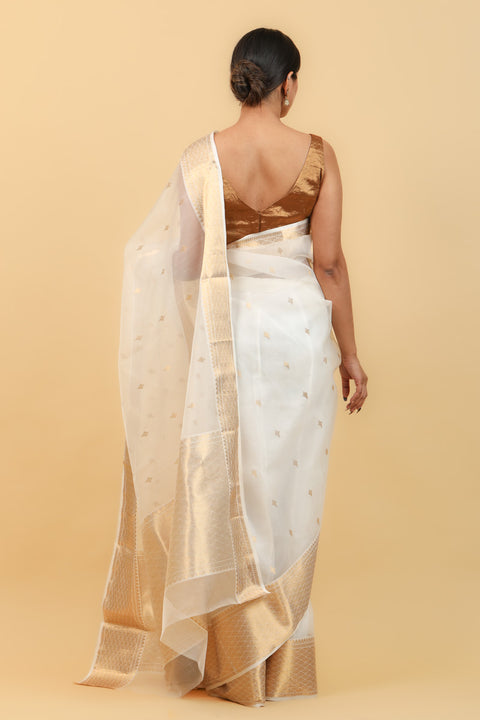 Luxury White & Gold Handwoven Katan Silk Saree with Jacquard Border & Motifs - Vinusto

