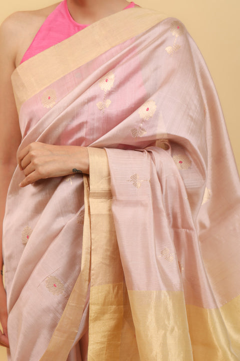 Premium Rose Gold Handwoven Pattu Silk Saree with Meenakari Motifs - Vinusto

